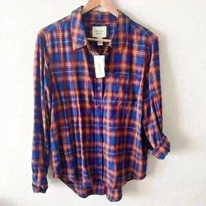 NWT Forever 21 L Womens Blue Classic Flannel Plaid Button Down Long Sleeve Shirt